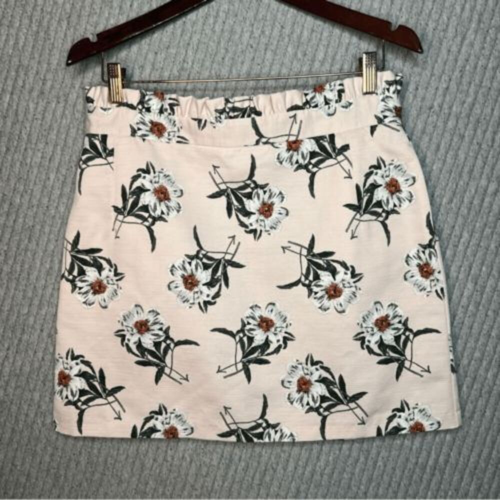 TOPSHOP Pink White Flowers Mini Skirt Ruffle Edge Hidden Zipper Preppy‎ Size 10